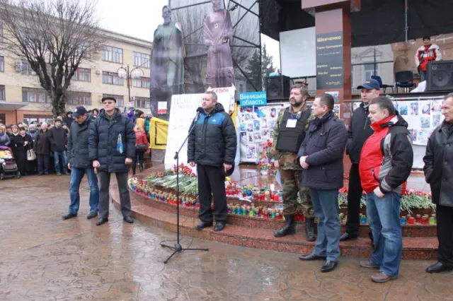 У Вінниці зібрався п'ятитисячний мітинг — фото 1