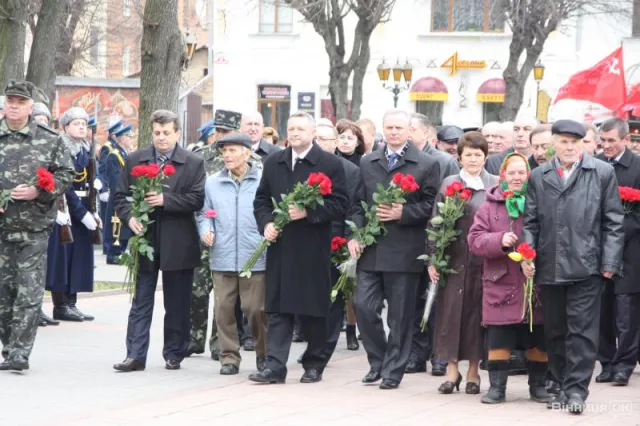 Вінниця відзначає 70-річчя звільнення від гітлерівських окупантів (Фоторепортаж) — фото 9