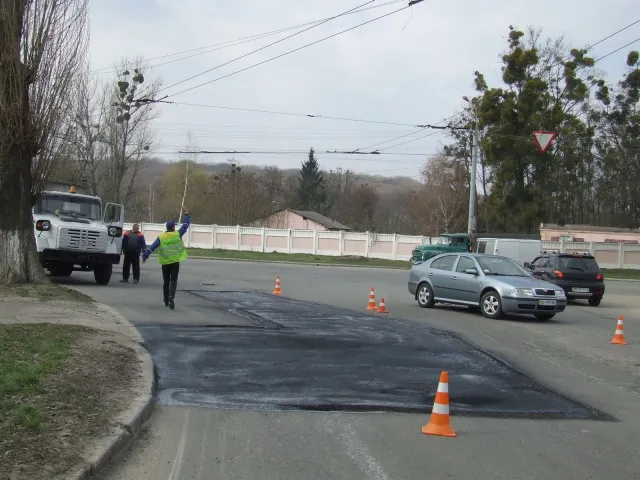 Капітальний ремонти вінницьких доріг, а також їх реконструкція, обійдеться місту у 38 мільйонів гривень (Фото) — фото 1