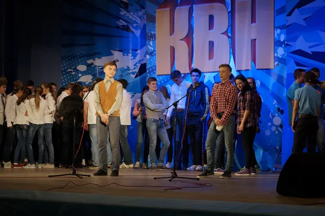 Перше квітня вінницькі школярі відзначали «не дитячим» КВНом (Фоторепортаж) + (Відео) — фото 3