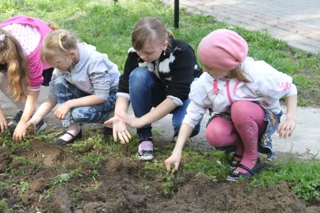У Вінниці стартував екологічний проект для дітей та підлітків «Європейський сад» (Фото) — фото 2