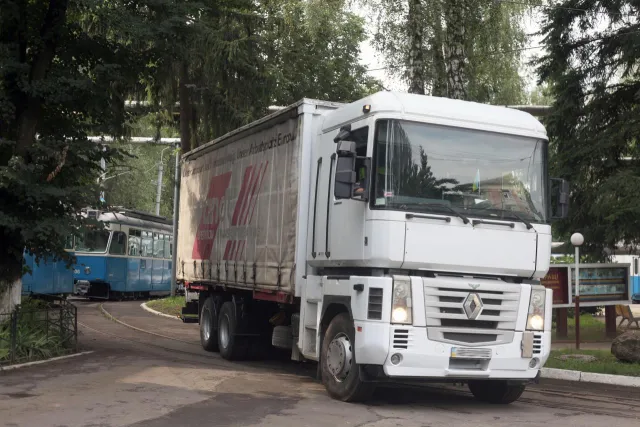 Вінниця відправила 10 тонн «гуманітарки» в зону АТО (Фоторепортаж) + (Відео) — фото 8