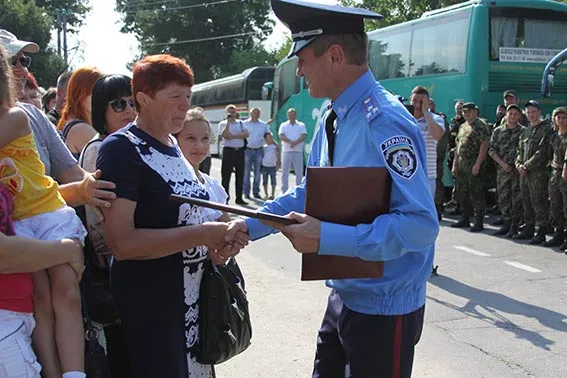 З зони бойових дій повернувся зведений загін вінницьких міліціонерів (Фоторепортаж) — фото 5