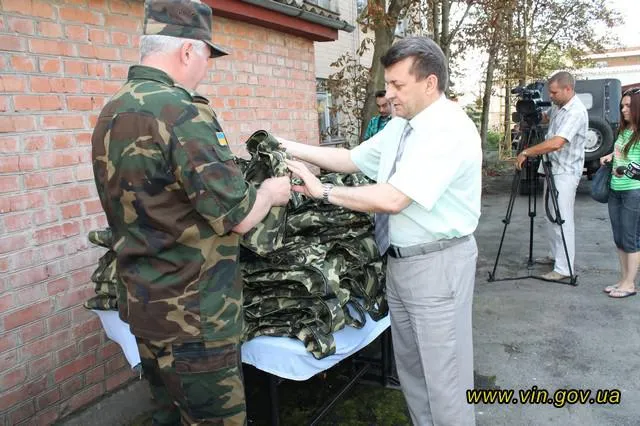 50 бронежилетів придбали вінницькі благодійники для солдатів в АТО (Фоторепортаж) — фото 5