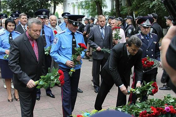 У Вінниці вшанували загиблих працівників міліції (Фоторепортаж) — фото 8
