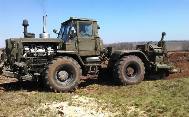 Вінницькі військові інженери розміновують місцевість від вибухонебезпечних предметів на Сході України (Фото) — фото 1