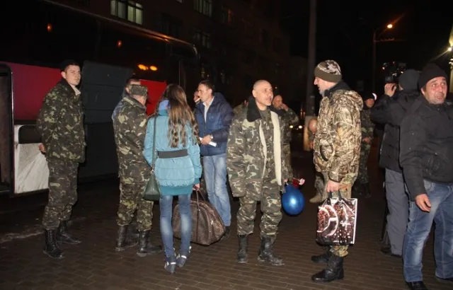 Із зони АТО повернулося 38 бійців колишнього батальйону «Вінниця» (Фото) — фото 2