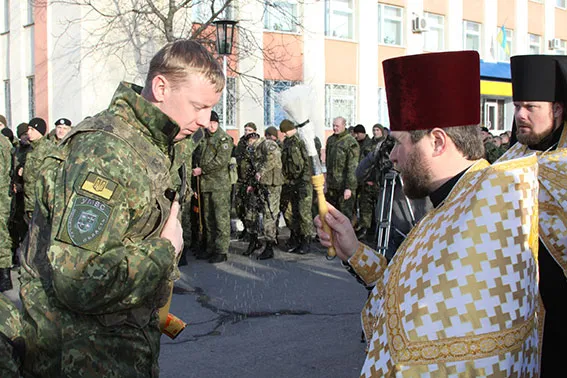 Сто сімдесят вінницьких правоохоронців вирушили в зону АТО (Фоторепортаж) + (Відео) — фото 2