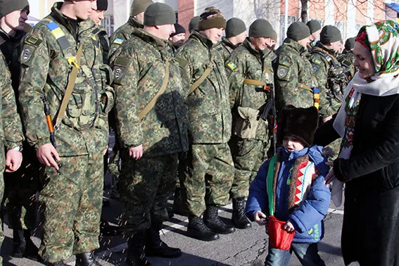 Сто сімдесят вінницьких правоохоронців вирушили в зону АТО (Фоторепортаж) + (Відео) — фото 7