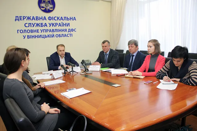 Під час прес-конференції мас-медійників Вінниччини інформували про зміни у оподаткуванні — фото 2