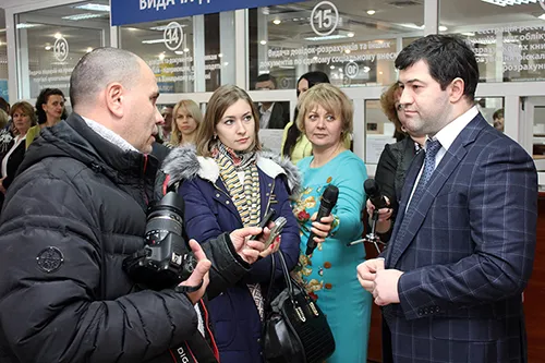 Роман Насіров відкрив черговий Офіс великих платників податків у м. Вінниці — фото 2