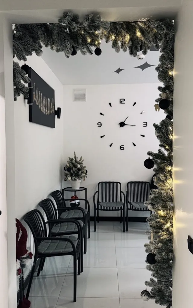 Стоматологія ISKRA Dental Clinic (Іскра) — фото 1